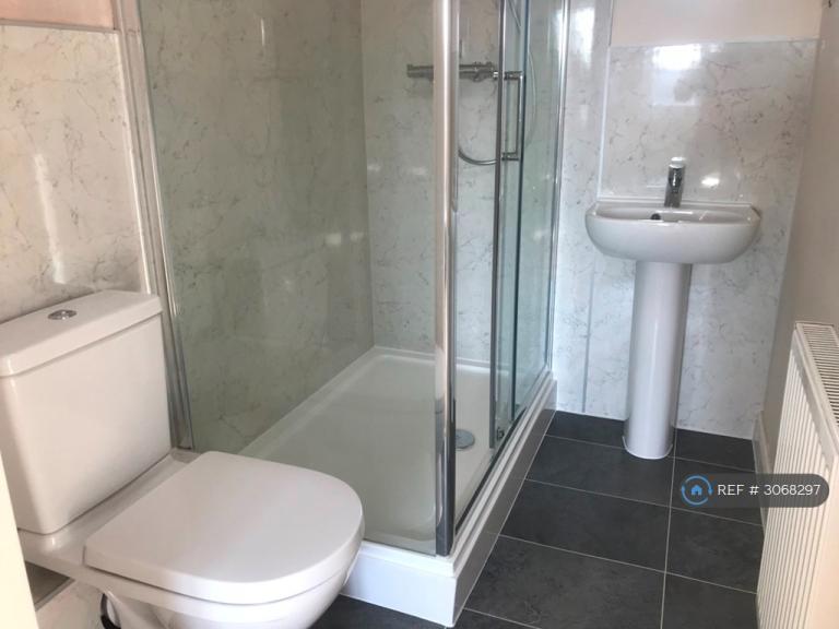 Flat Oakfield Lane in Hemingbrough