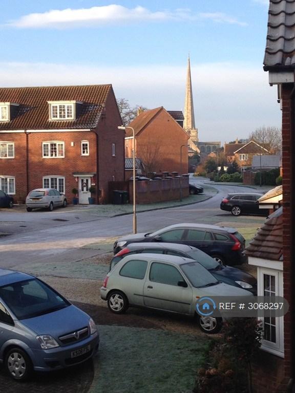 Flat Oakfield Lane in Hemingbrough
