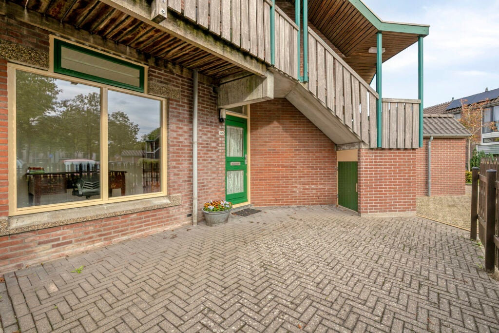 Appartement Achterwerf 229 in Almere