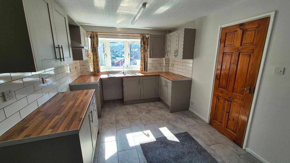House Clift Close in Willenhall