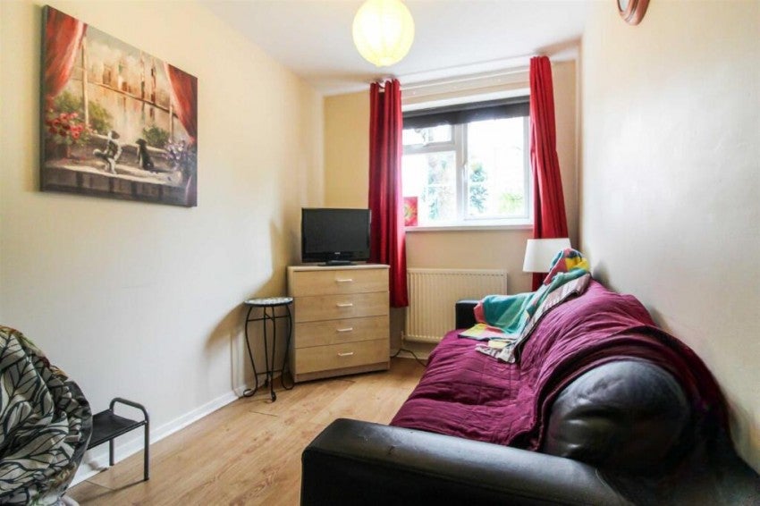 Flat Derby Road in Nottingham