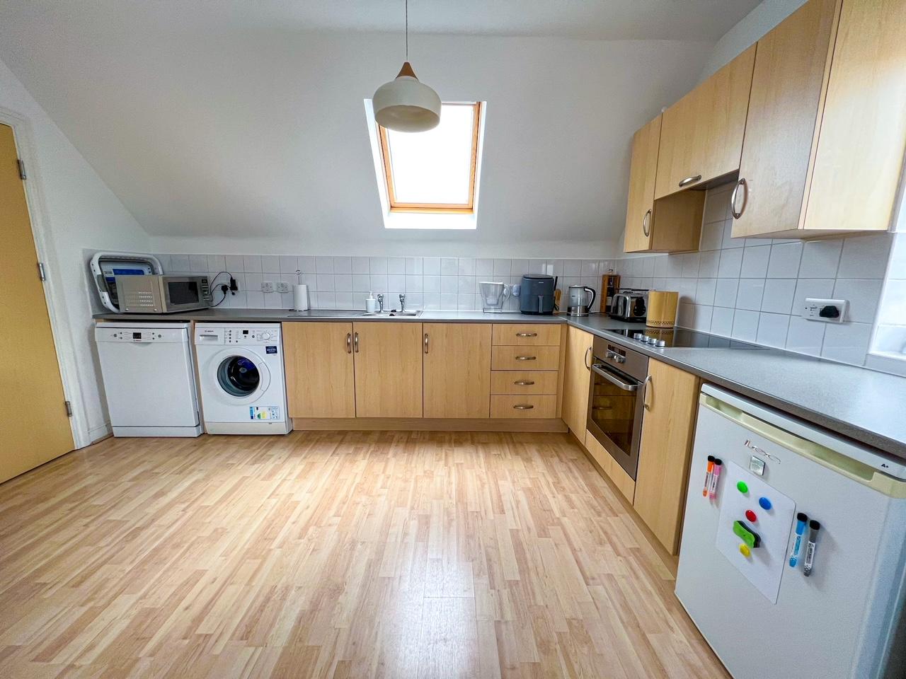 Flat Chandlers Close in Walton on Thames