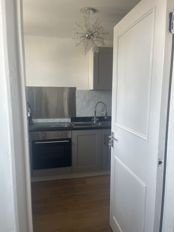 Room Thirlmere Rise in Greater London