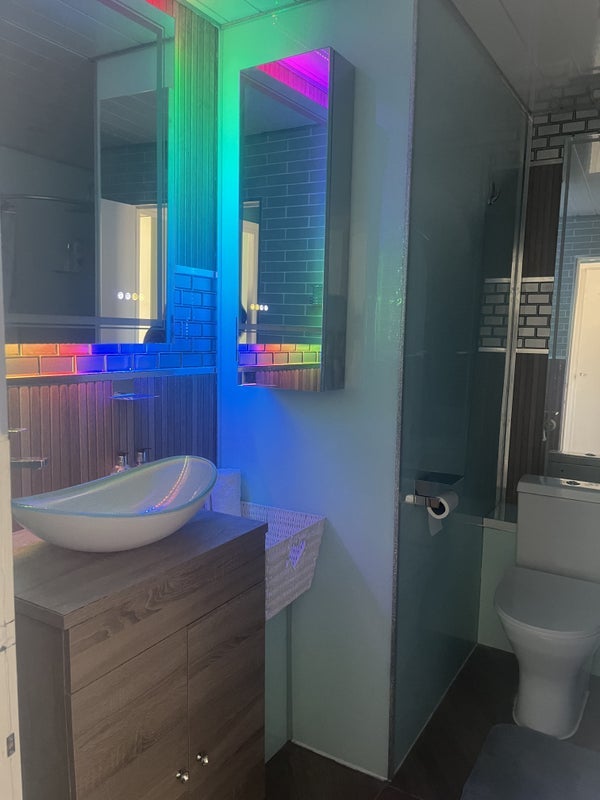 Room Thirlmere Rise in Greater London