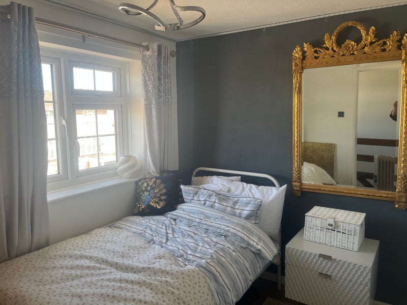 Room Thirlmere Rise in Greater London