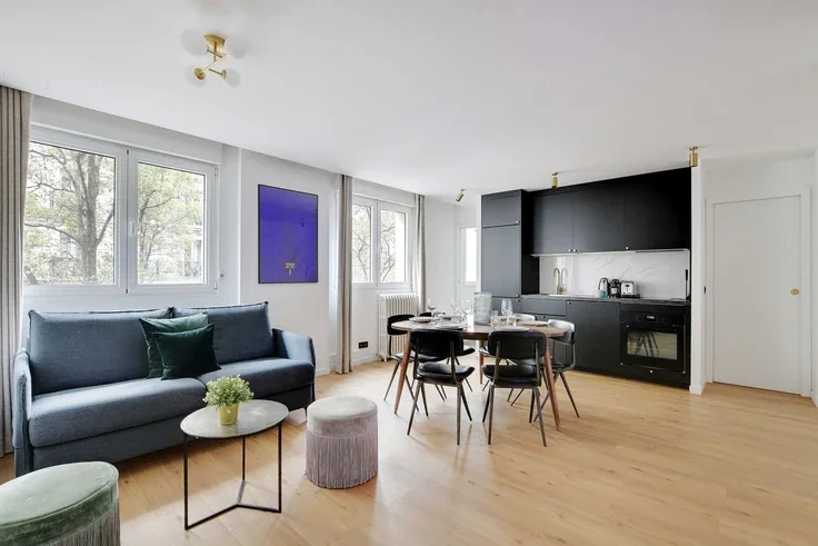 Appartement Avenue Claude Vellefaux à Paris