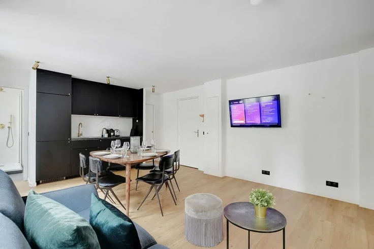 Appartement Avenue Claude Vellefaux à Paris