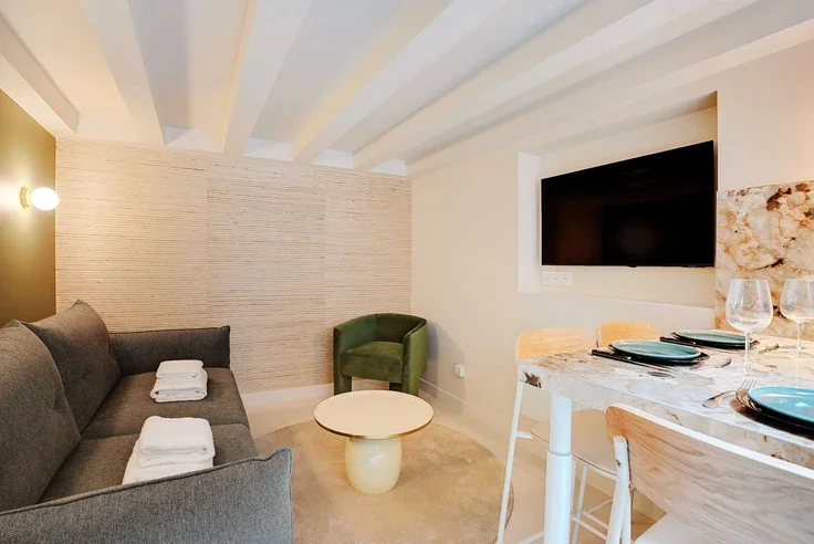 Appartement Rue du Château Landon à Paris