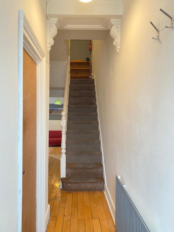 Room Nutfield Road in Greater London