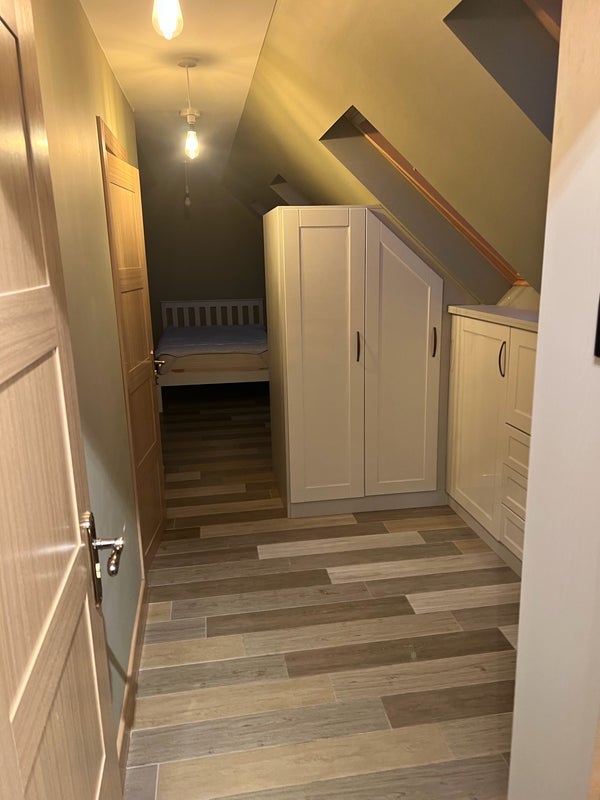 Room Five Acres in Crawley