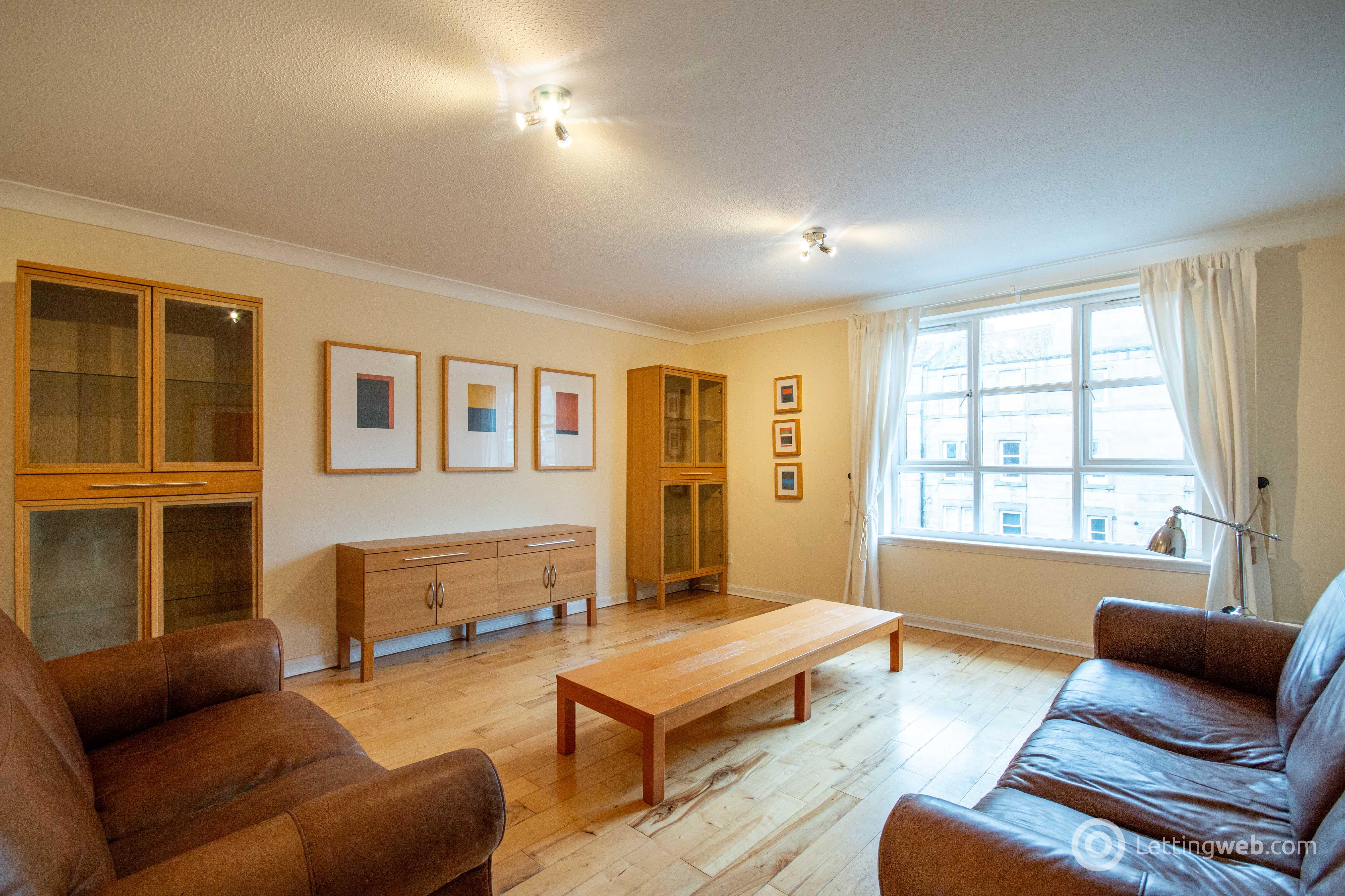 Flat Russell Gardens in City of Edinburgh
