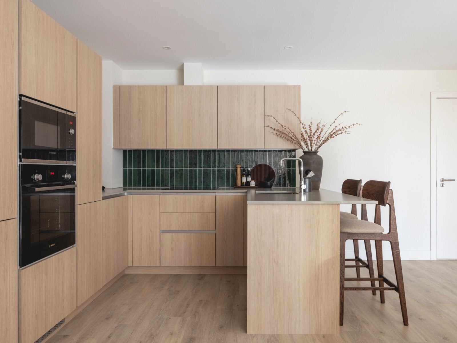 Flat Drummond Road in Greater London