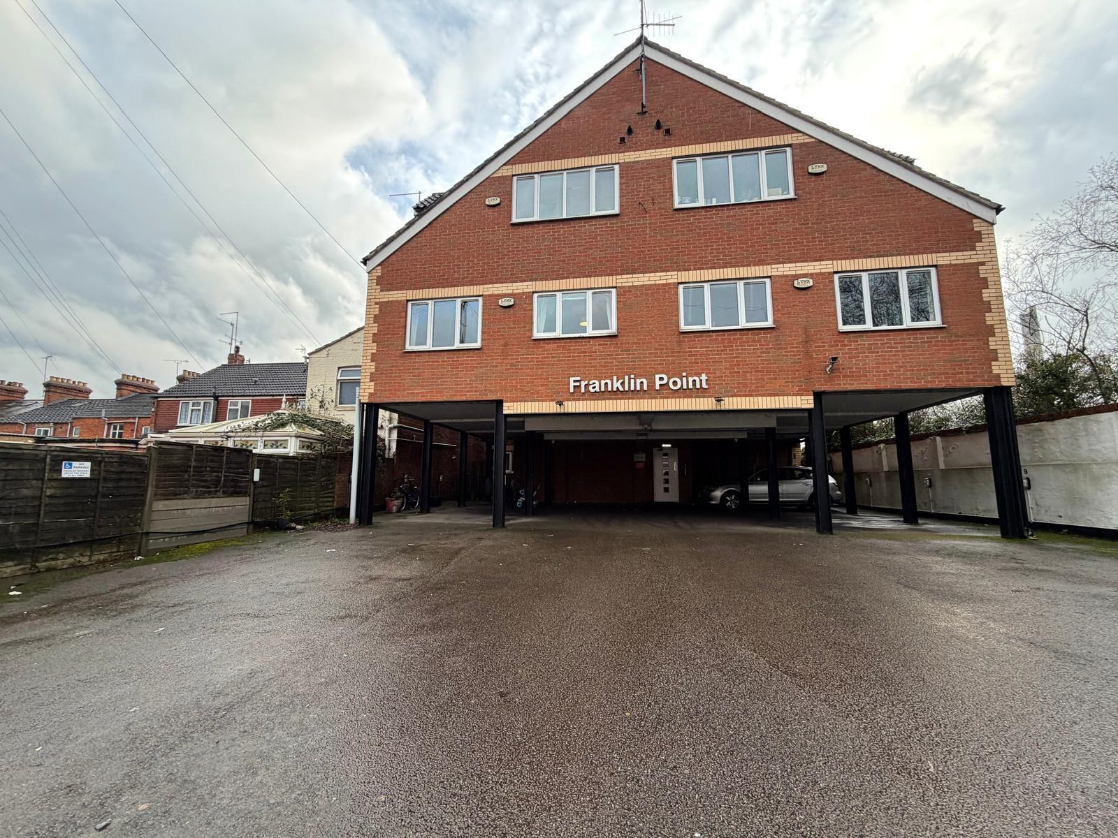 Flat Weedon Road in Northampton