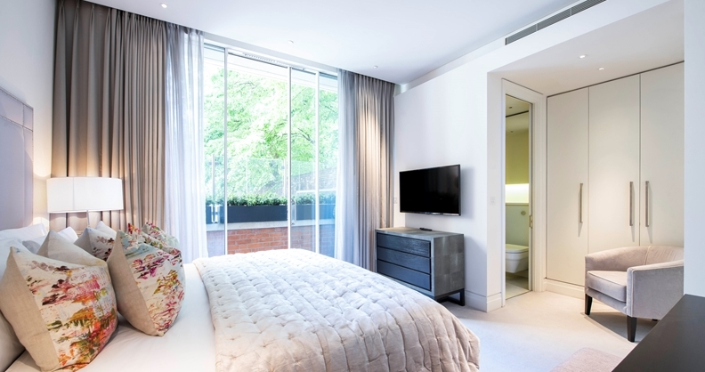 Flat North Audley Street in City of Westminster