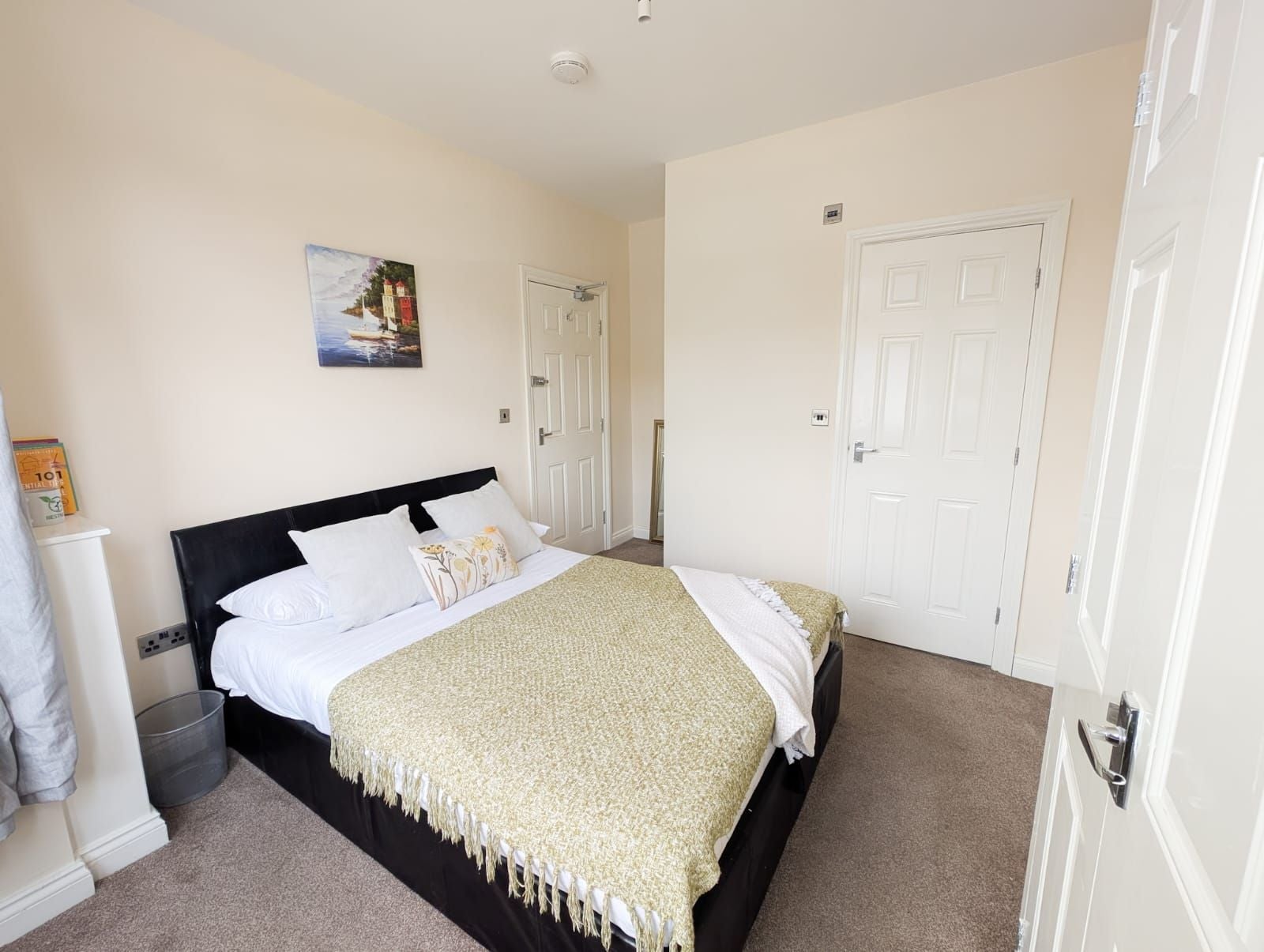 Room Frederick Avenue in Stoke-On-Trent