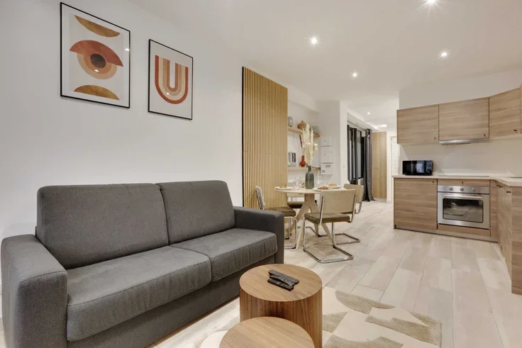 Appartement Rue de Savoie à Paris