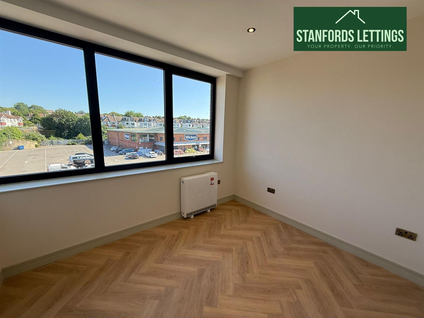Flat Davigdor Road in Hove
