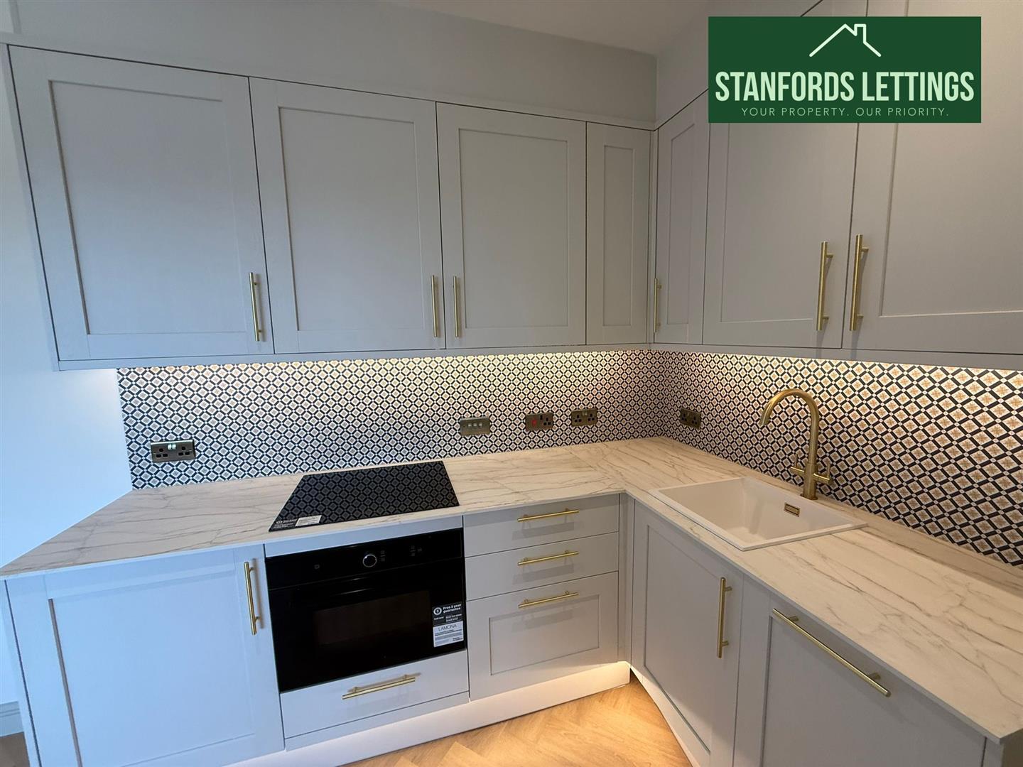 Flat Davigdor Road in Hove