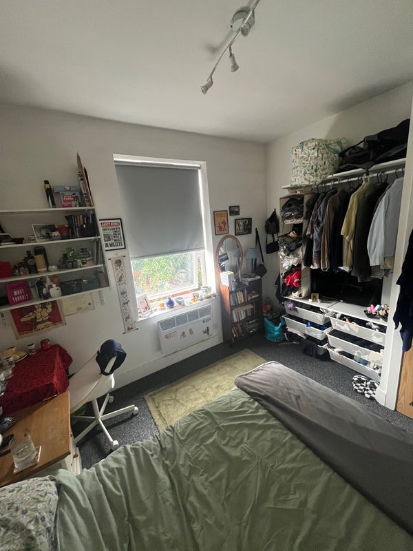 Room Vicker Grove in Manchester