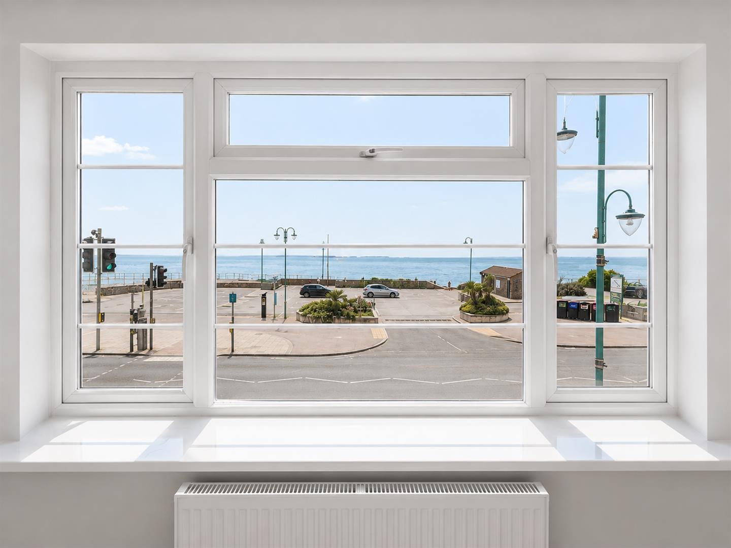 Flat Marine Parade West in Lee-on-the-Solent