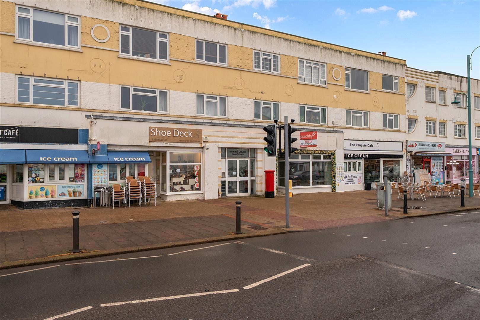 Flat Marine Parade West in Lee-on-the-Solent