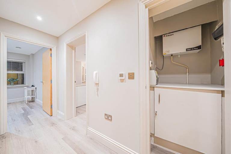 Flat King Johns Place in Borough of Runnymede