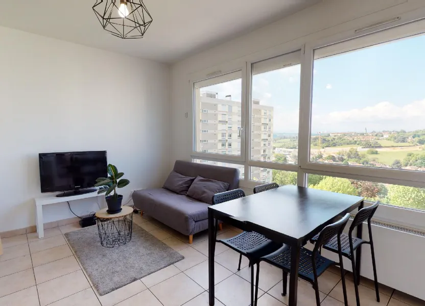 Appartement Rue Roger Salengro à Oullins-Pierre-Bénite