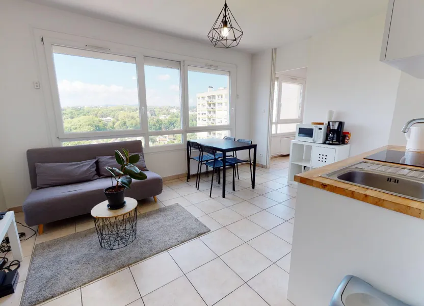 Appartement Rue Roger Salengro à Oullins-Pierre-Bénite