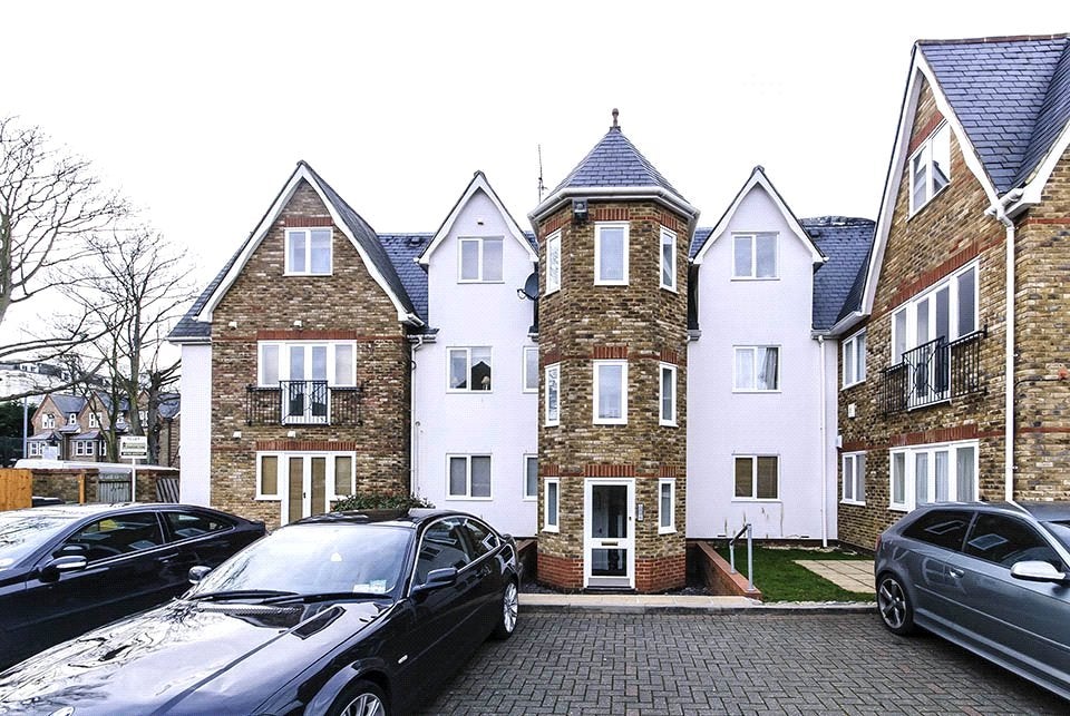 Flat Beaumont Road in Windsor