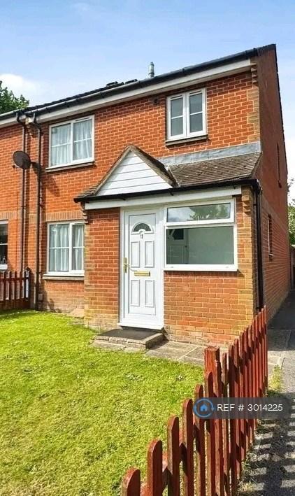 House The Heathlands in Warminster
