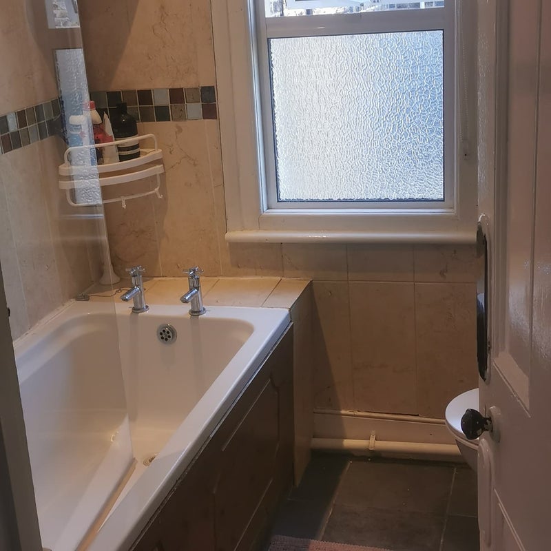 Room Merbury Close in Greater London