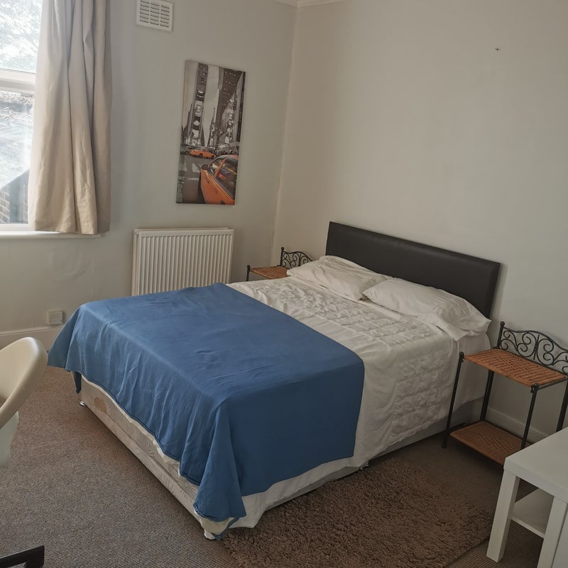 Room Merbury Close in Greater London