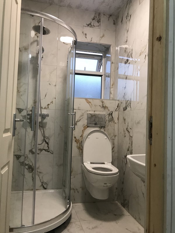 Room Pilmuir Road in Blackburn