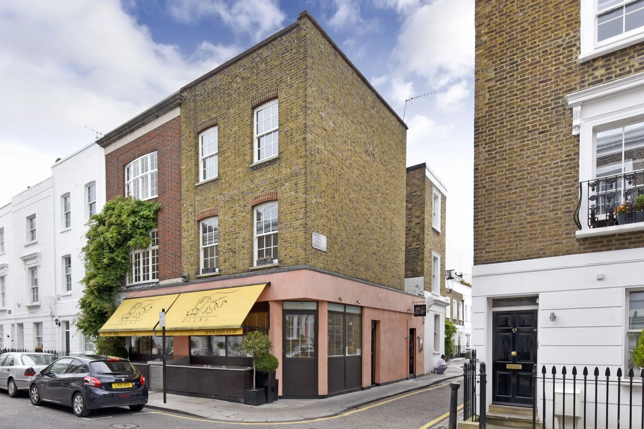 Flat Radnor Walk in Greater London