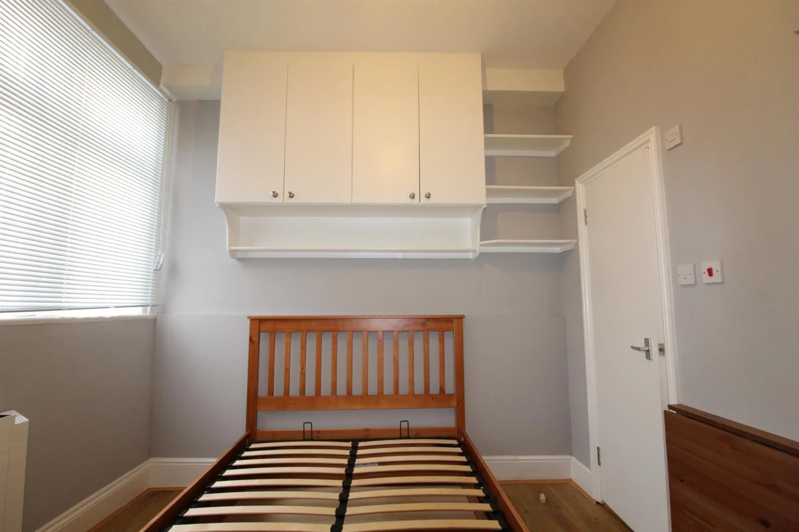 Room Langham Road in Greater London
