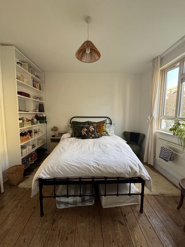 Room Old Bethnal Green Road in Greater London