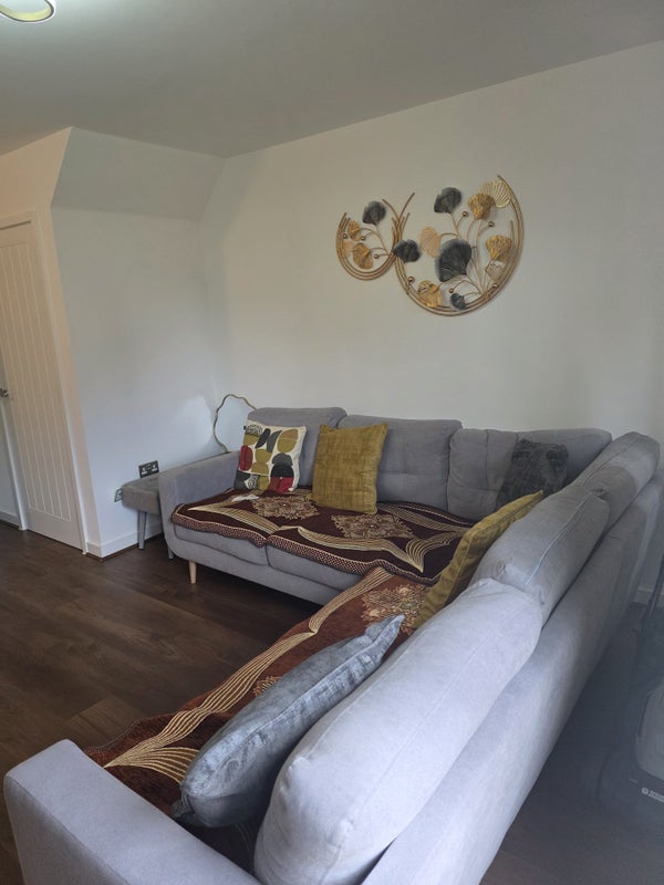 Room Wembley Road in Manchester