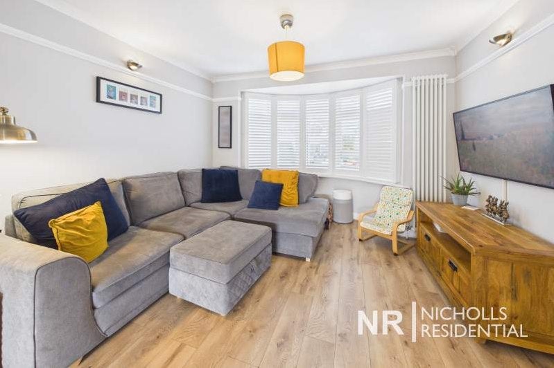 House Egham Crescent in Greater London