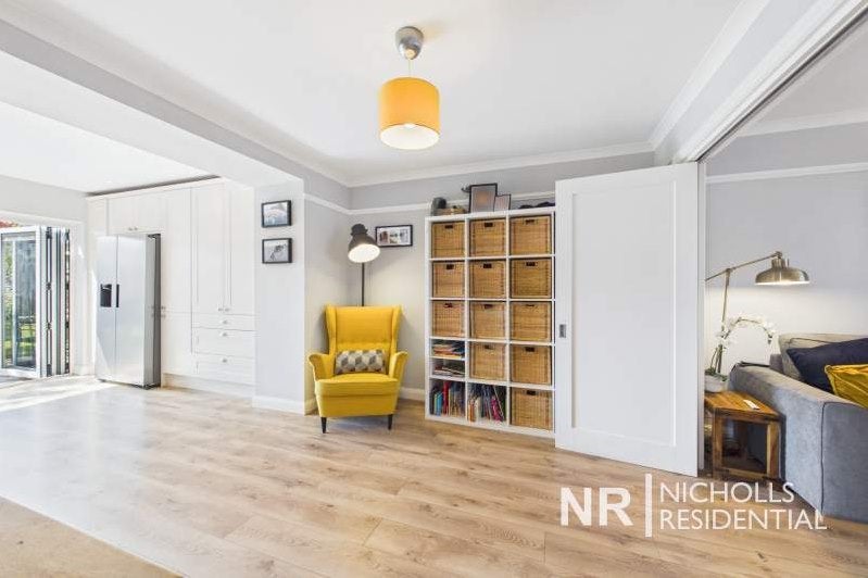 House Egham Crescent in Greater London
