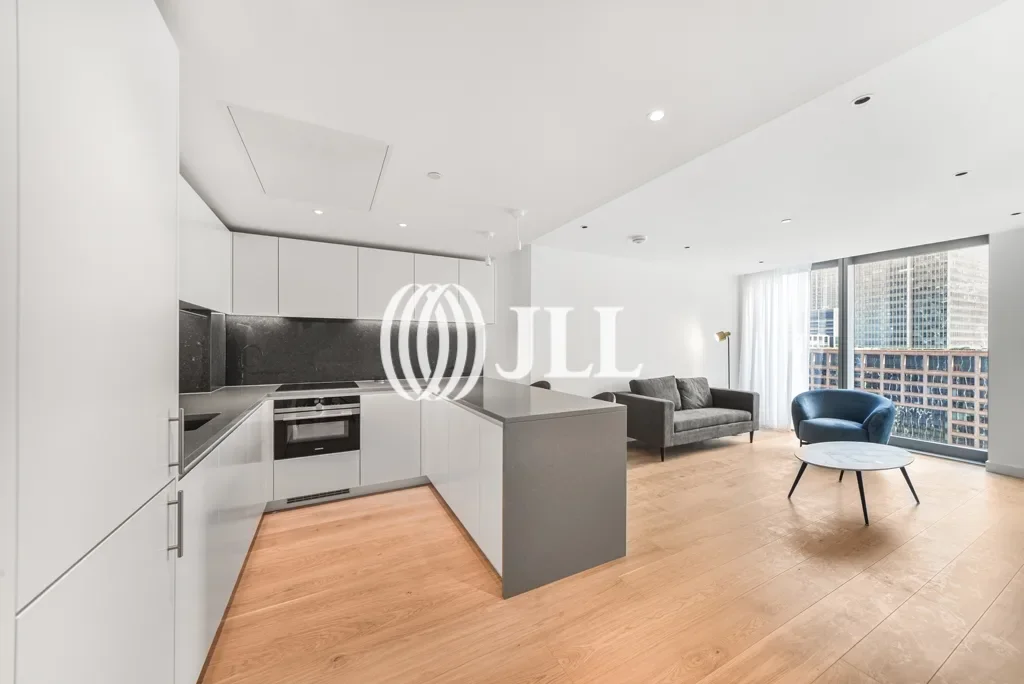Flat Millharbour in Greater London