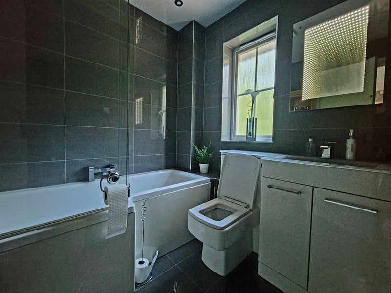 Room Inchcruin in Balloch