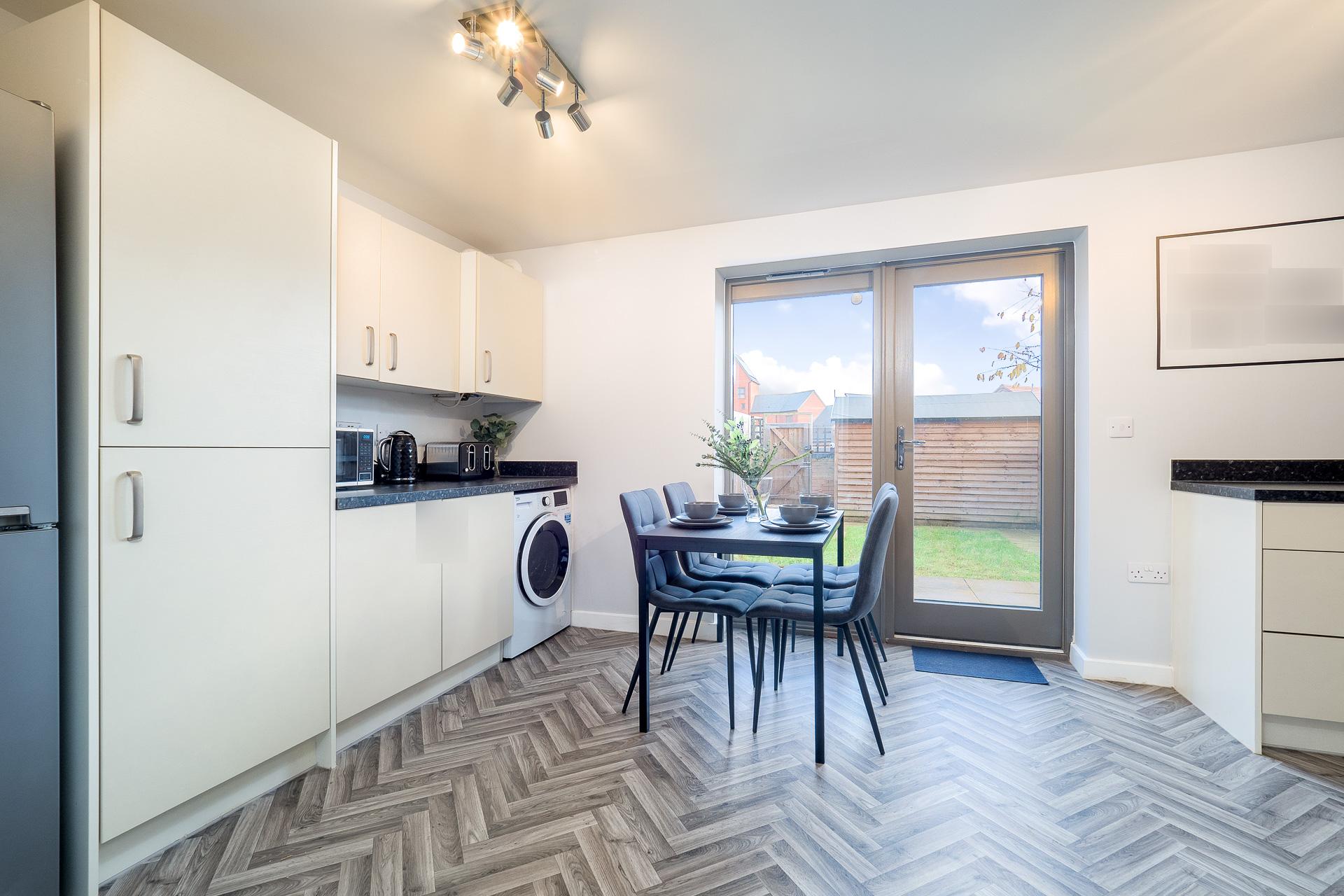 Room Boswell Street in Upton