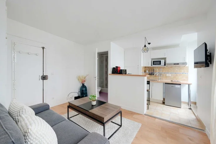 Appartement Rue du Buisson Saint-Louis à Paris