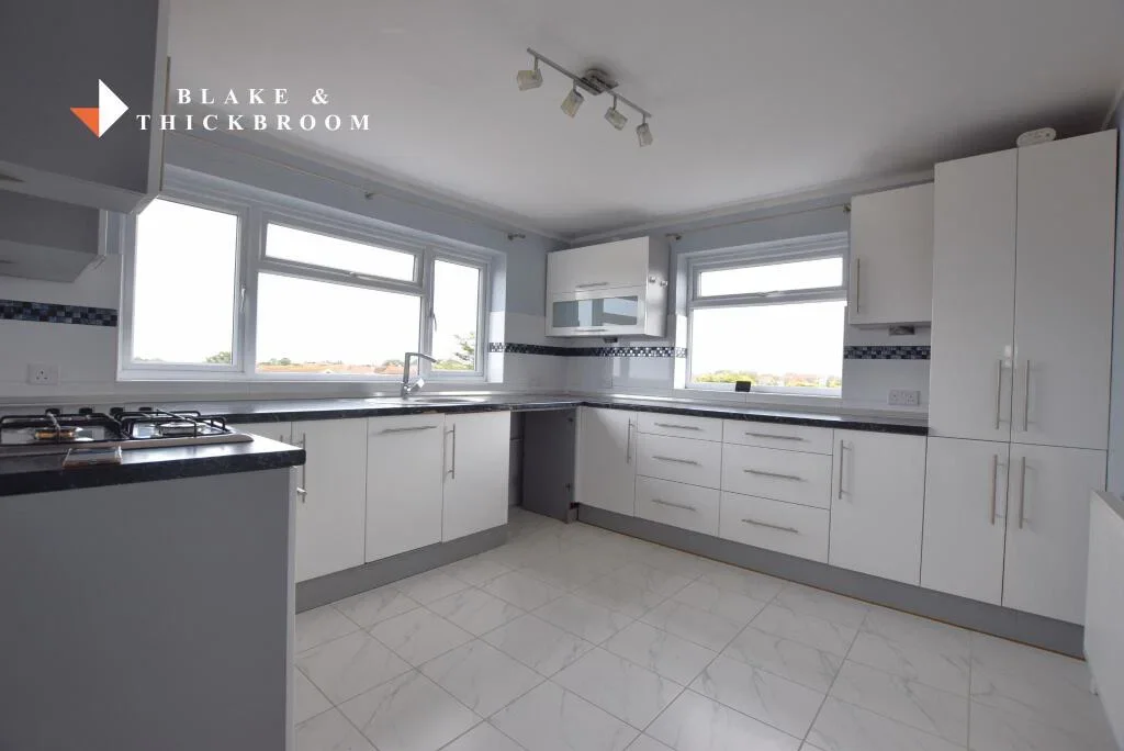 Flat Brighton Road in Tendring