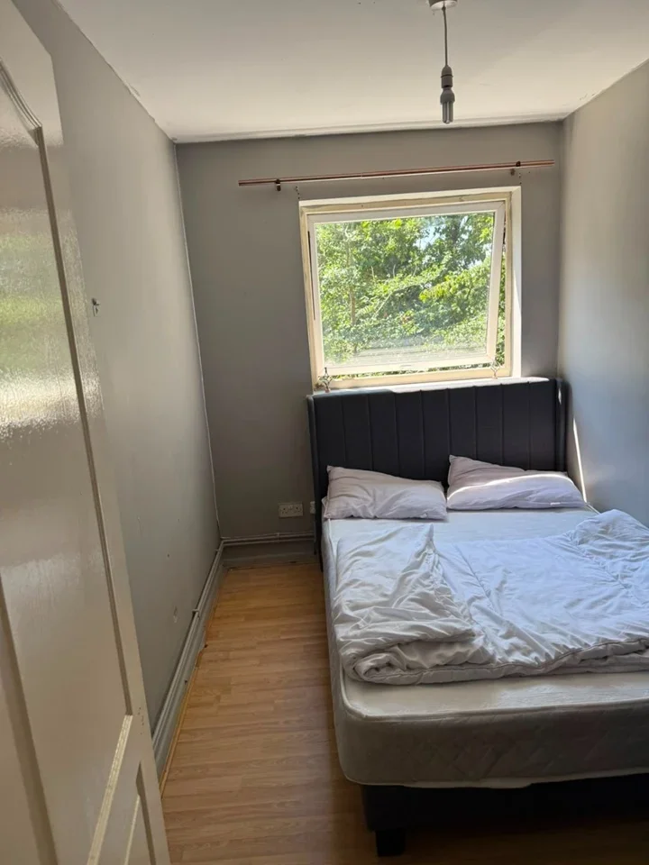 Flat The Ridgeway in Greater London