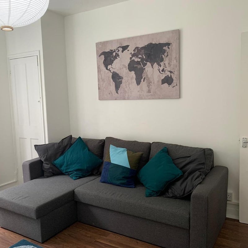 Flat County Street in Greater London
