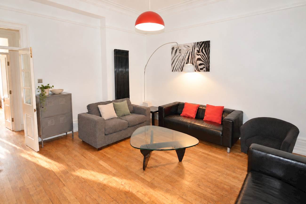 Flat Larkspur Terrace in Newcastle upon Tyne