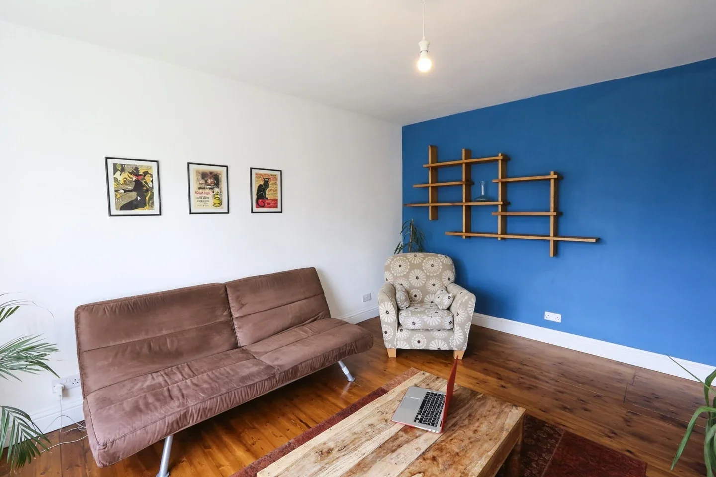 Flat Bewley Court in Stoke-on-Trent