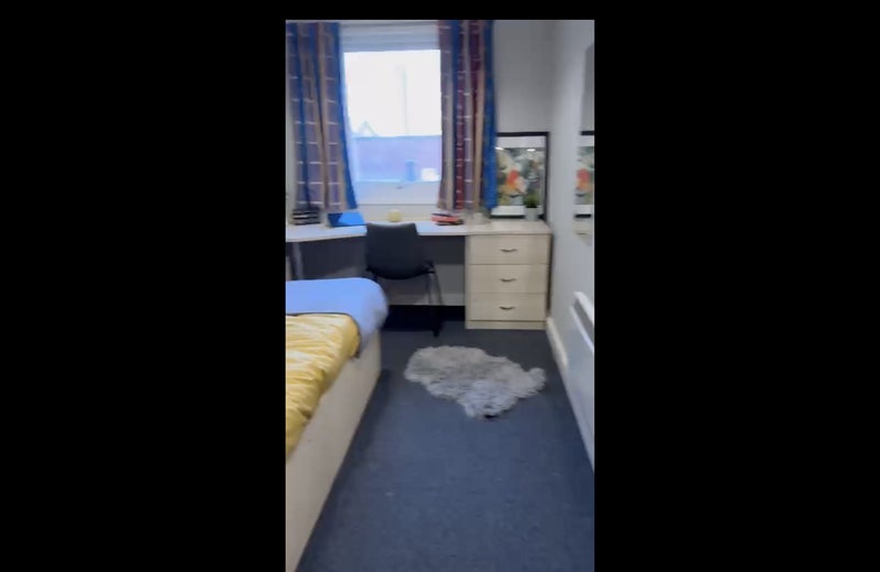 Room Radmarsh Road in Nottingham