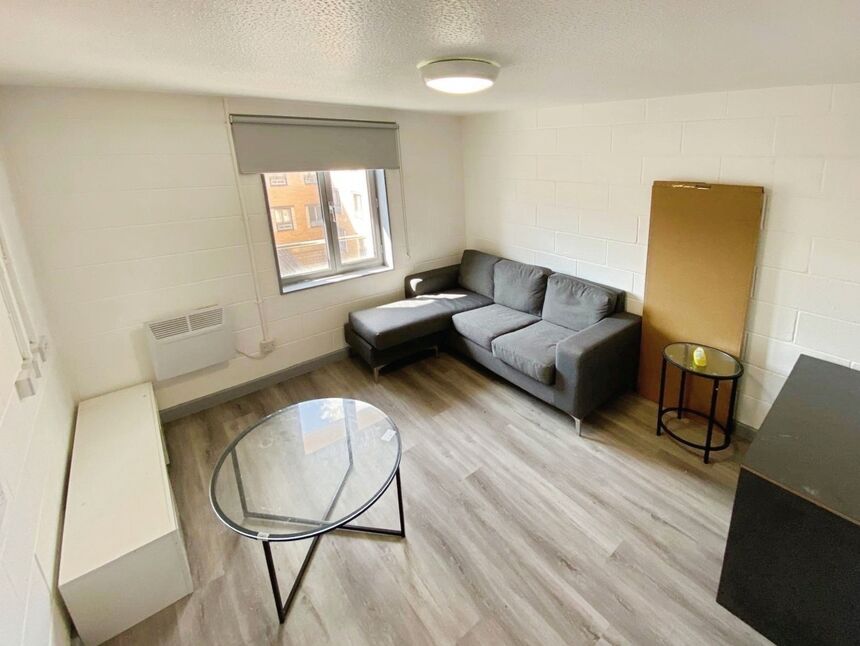 Flat Rockingham Street in Sheffield